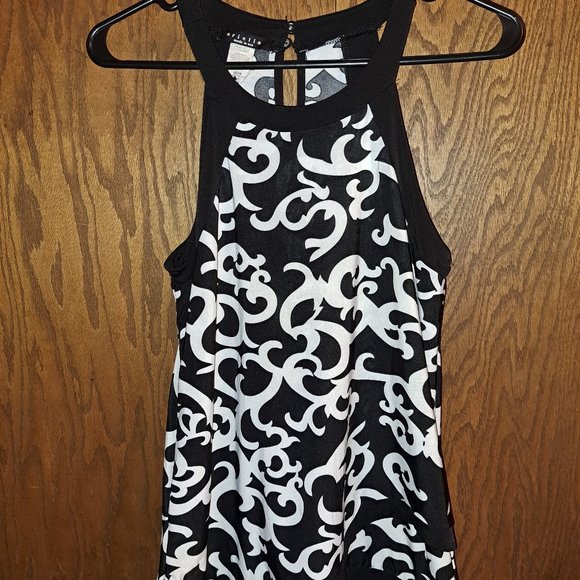 Ariella Black and White Pattern Sleeve less Top size Small - Picture 1 of 5